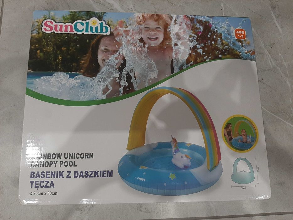 Basen z daszkiem tęcza