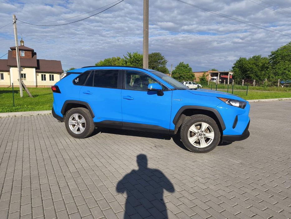 Toyota RAV4 2020 гібрид