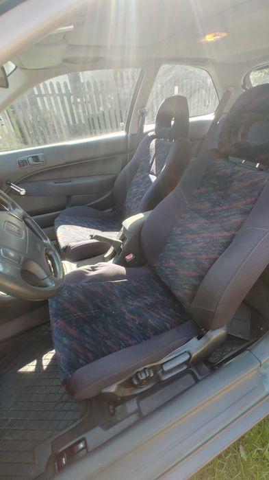 Przednie fotele Honda Civic EK4