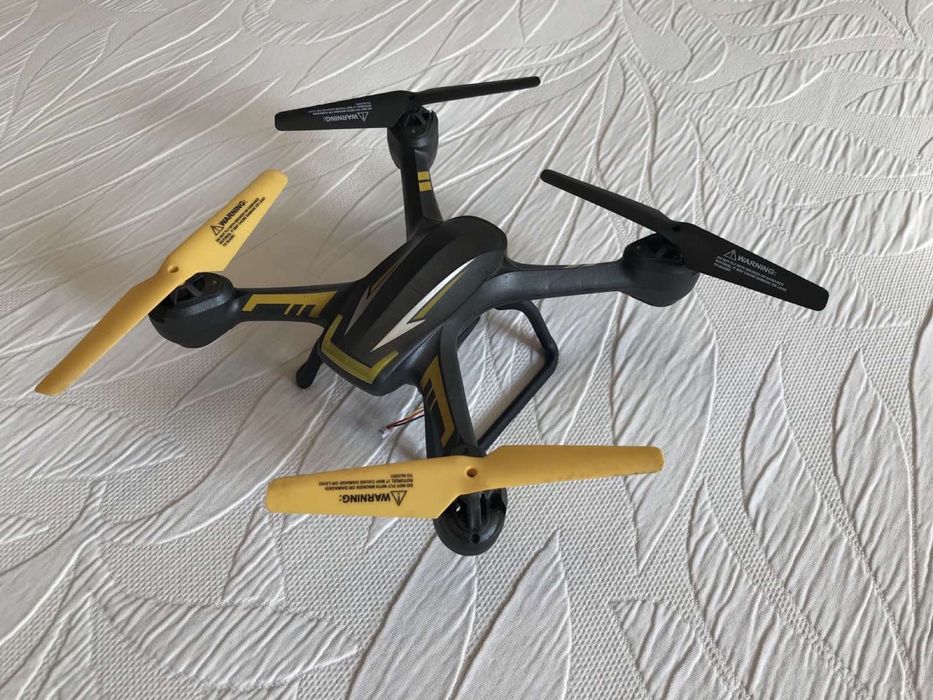 Квадрокоптер Skytech TK 107.