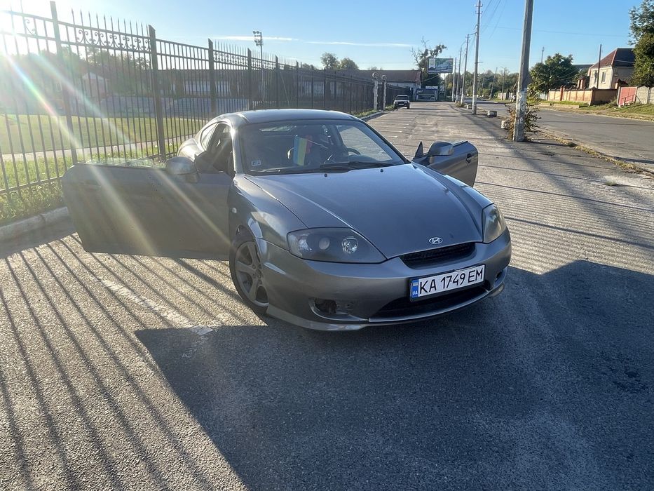 Hyundai Coupe 2006 VIN KMHHN61FP6U213796 фото оголошення 7 з 19