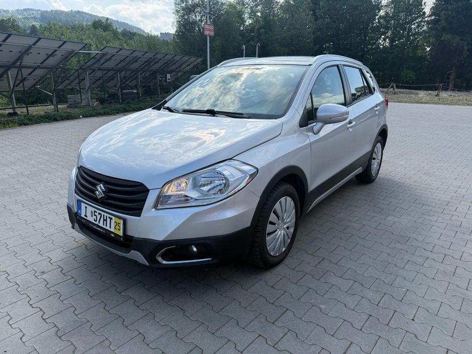 Suzuki S-Cross