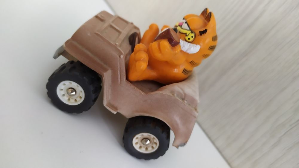 PVC Garfield RARO