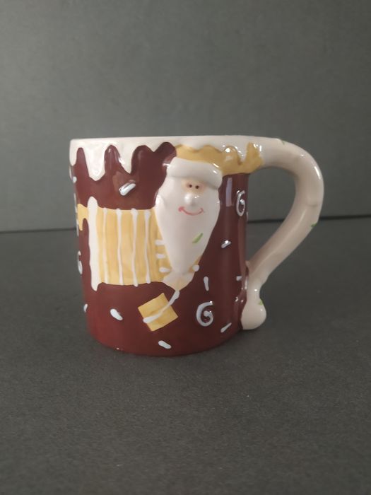 Ceramiczny kubek z Mikołajem