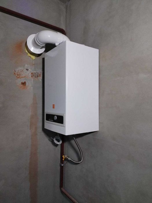 Продаж 2к квартири 76.2 кв. м на вул. Сімейна 3 ЖК Дніпровська Брама 2