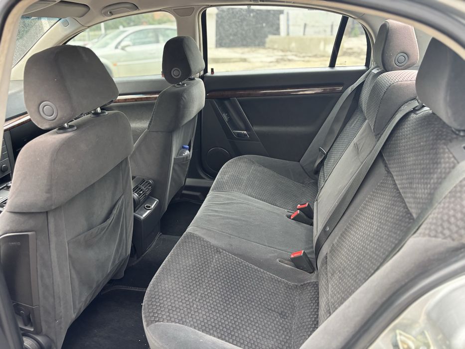 Opel Vectra 2.2DTi Elegance
