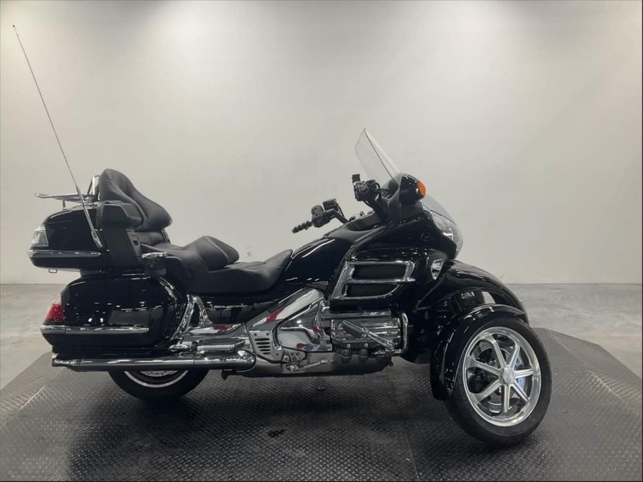 Honda GL 1800 Goldwing / Tilting Motor Works / Bezwypadkowy / l5e / Trajka