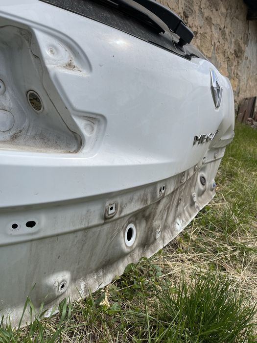 Крышка багажника для Renault Megane  3