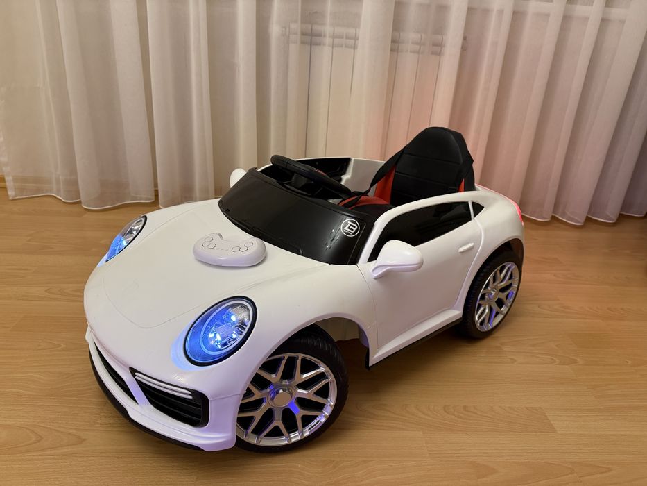 Дитячий електромобіль Porche (Bambi, M 4611 EBLR)