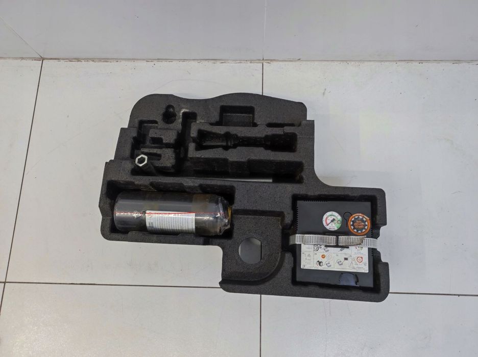 wkład styropian koła zapasowego zestaw naprawczy audi a6 rs6 c8 kombi