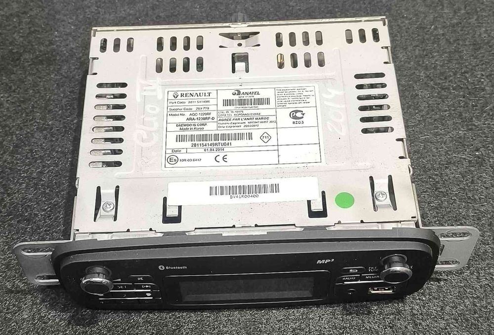 Rádio / Auto Rádio 281154149R - RENAULT CLIO IV