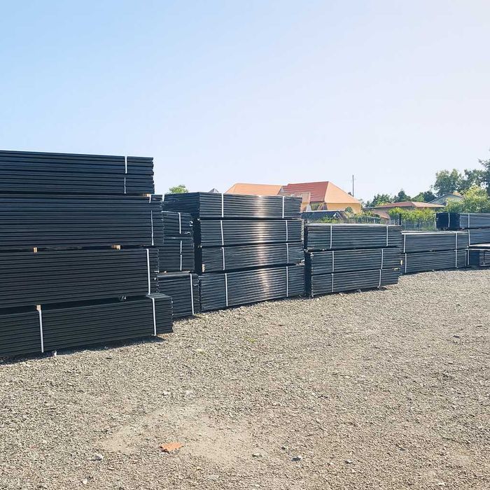 Komplet ogrodzenia 123 cm fi 4 – 49 zł/mb | Słupki + podmurówka