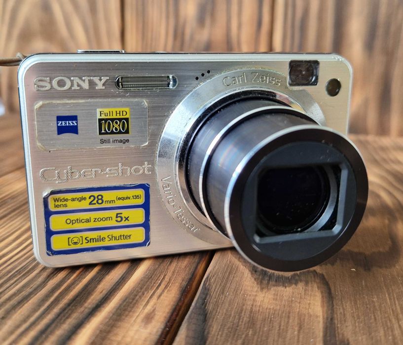 Aparat Sony Cyber-shot DSC-W170 z Akcesoriami