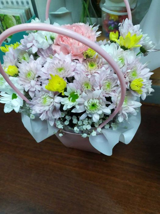 Букети квітів на будь-яке свято