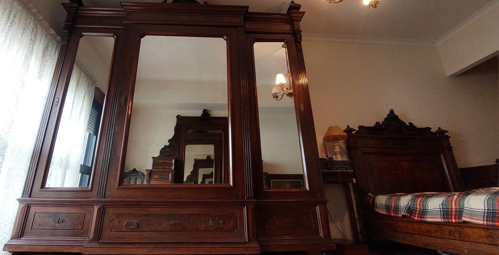 Conjunto de Mobília de Quarto