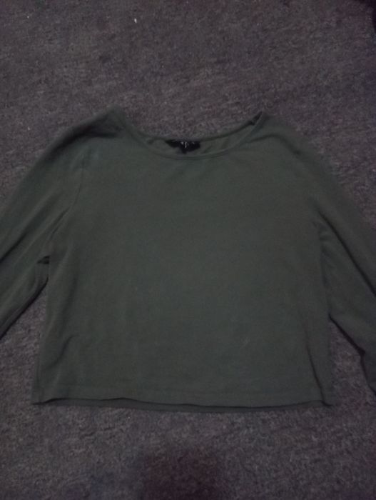 зелёная кофта-топ