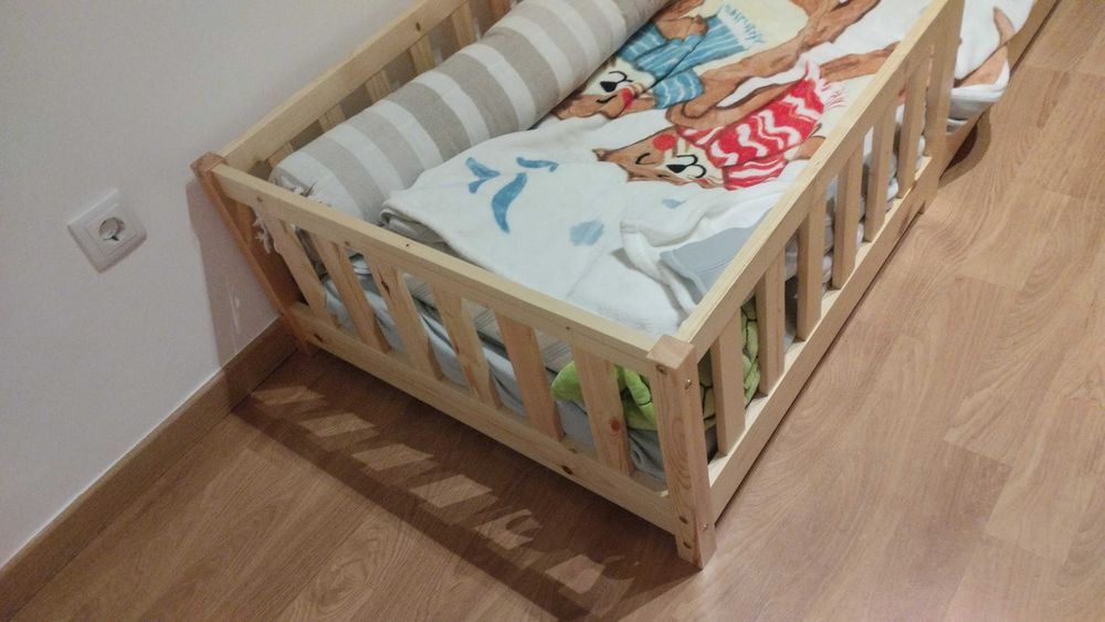 Cama de Criança em Madeira