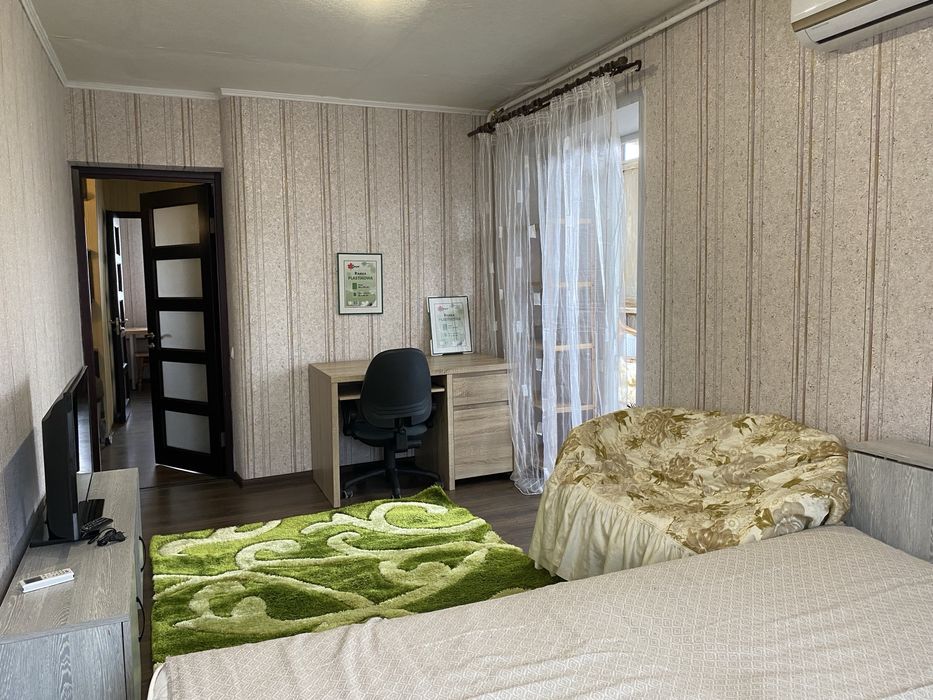 Простора 1к квартира. Центр міста!