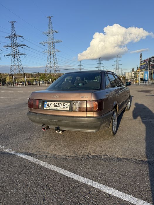 Продам Audi 80b3 в хорошем состоянии