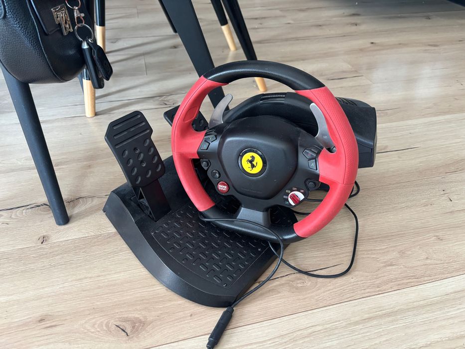 Kierownica Thrustmaster FERARI 458 do x box