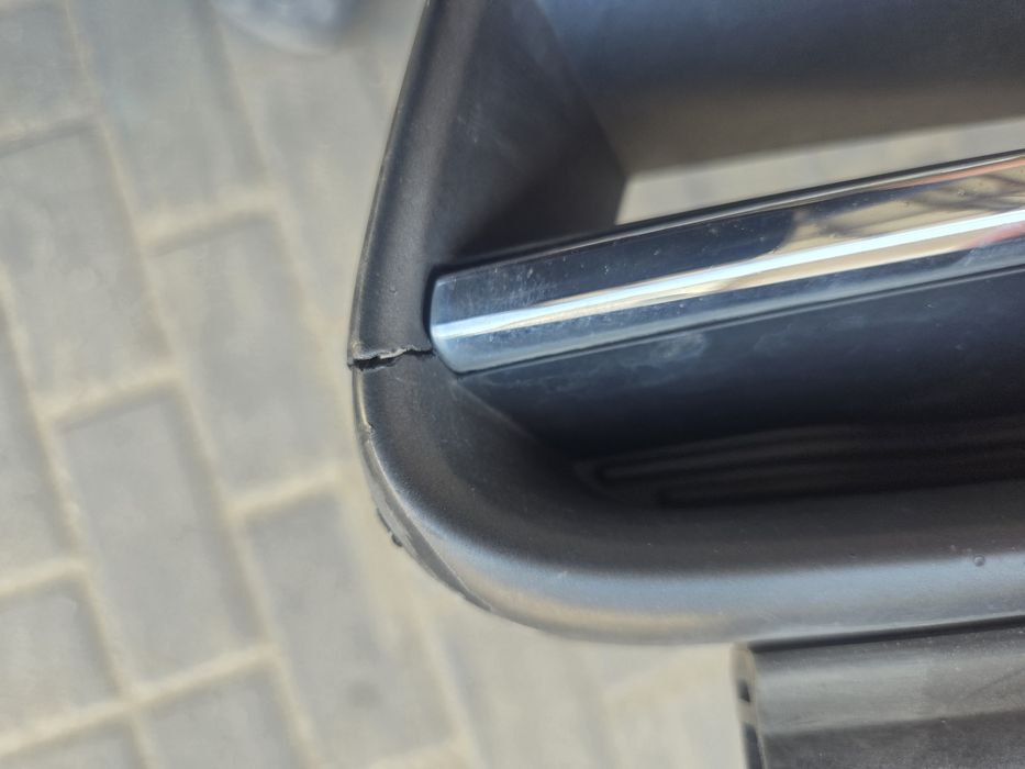 Gril Volvo Xc 60 Lift