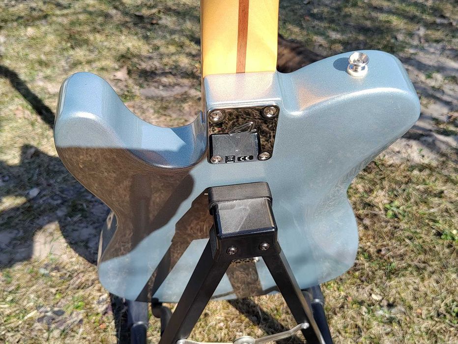 Fender Player Telecaster HH Pf Silver 75th Anniversary