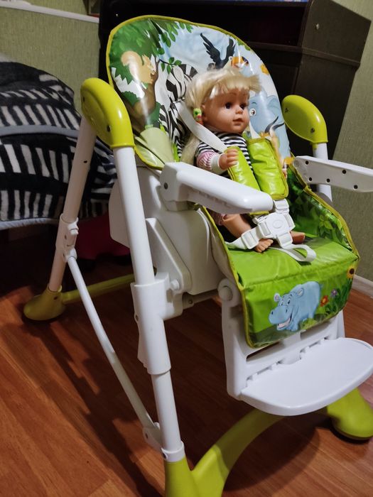 Стілець для годуваня