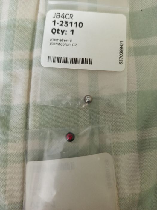 Bolas piercing - 4 mm diâmetro - embalada