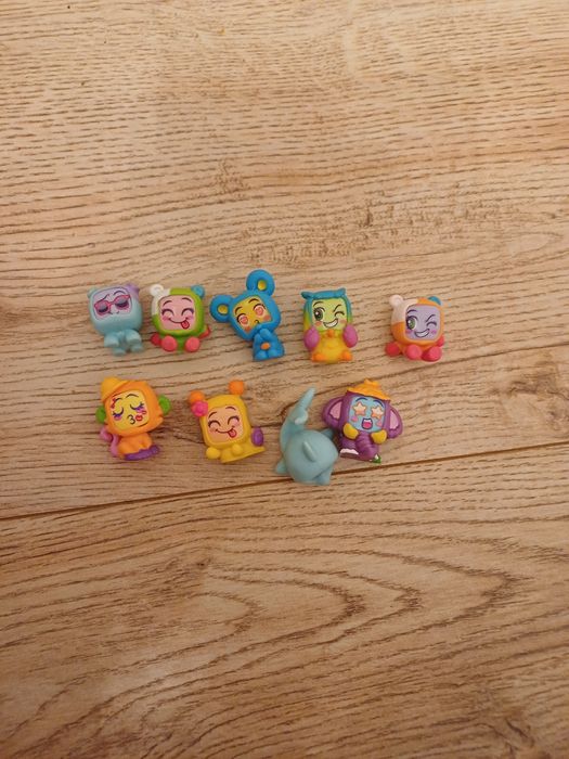 9 figurek moji pops +GRATIS