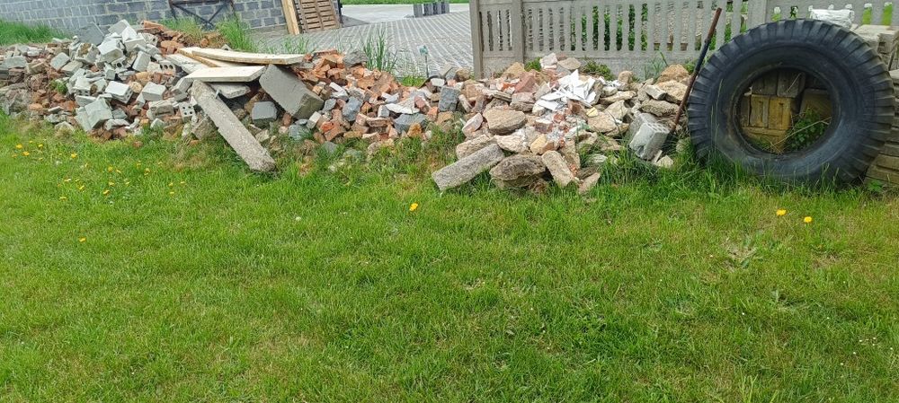 Oddam gruz kamień, cegła ,pustak parapety