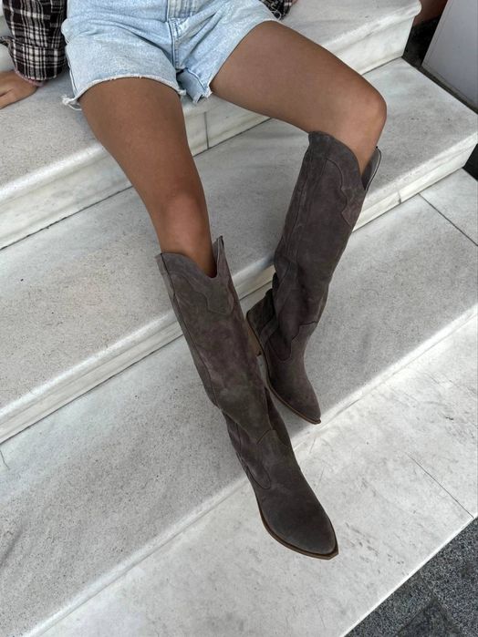 Козаки в великій палітрі кольорів, зима та демі