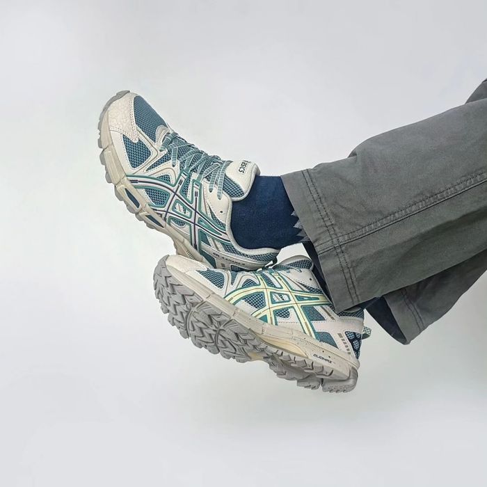 ASICS Gel-Kahana 8 KHAKI/BLUE Marathon Running