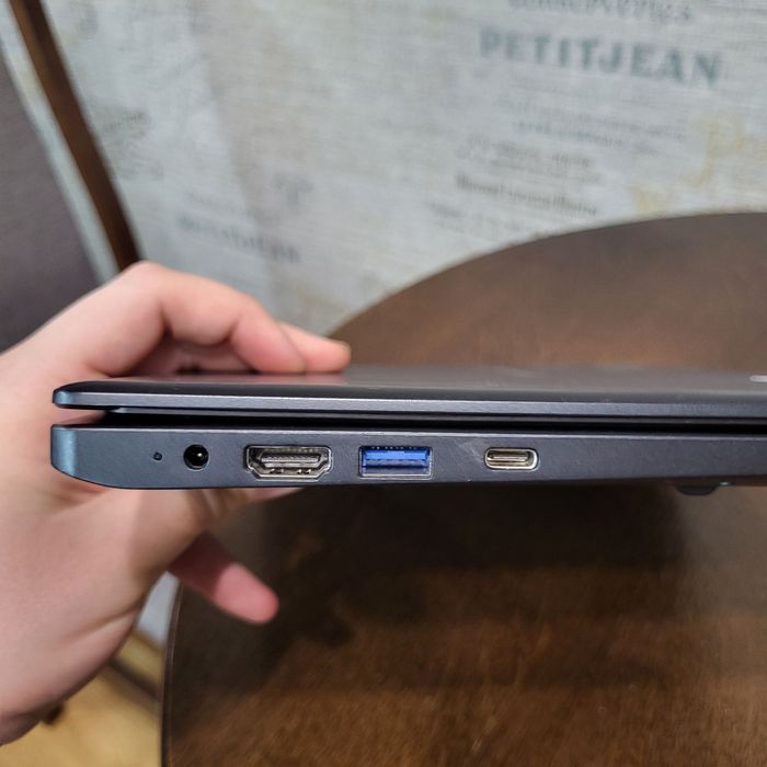 Toshiba Dunabook Satellite Pro C40-G-109 14"/4/120GB SSD Чудовий стан!