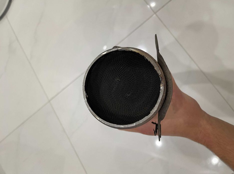 Скупка прийом каталізаторів дорого куплю / Продати каталізатор!