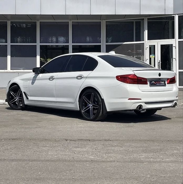 Продам бмв g530e плагин гибрид