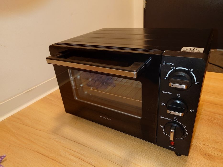 Piekarnik mini Emerio