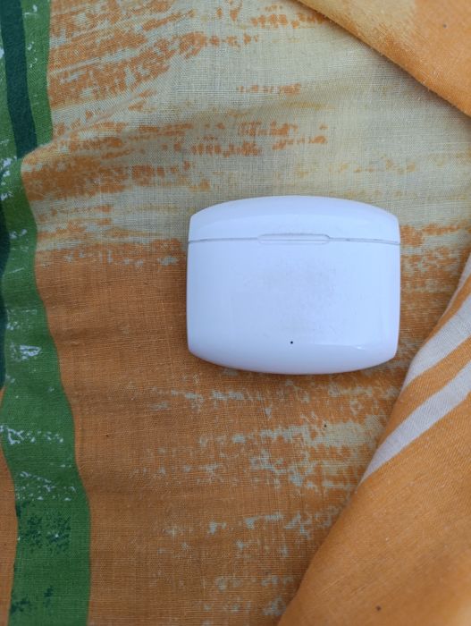 Навушники безпровідні. Робочі. Даром в добрі руки