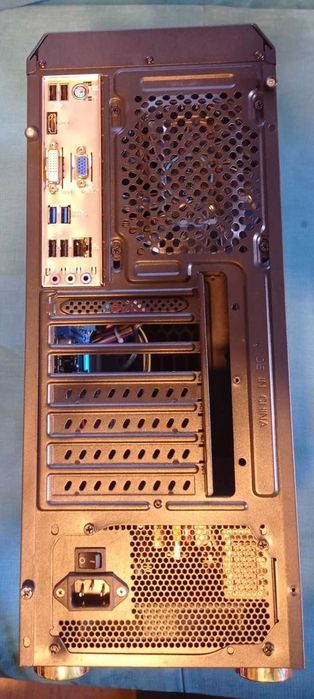 Komputer Gemingowy AMD FX 8100 16 GB ssd 512 GB lub zamiana