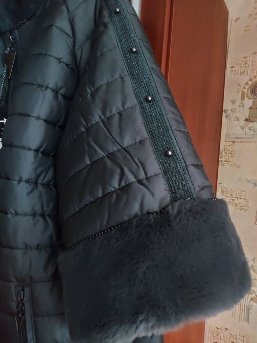 Sassofono, Eze модная куртка автоледи . Еврозима. Баталы.