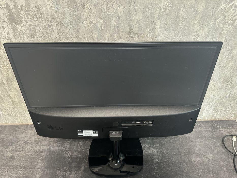 Монитор 27 дюймов LG