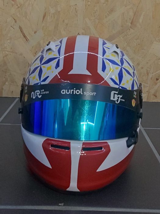 Capacete Arai sk6