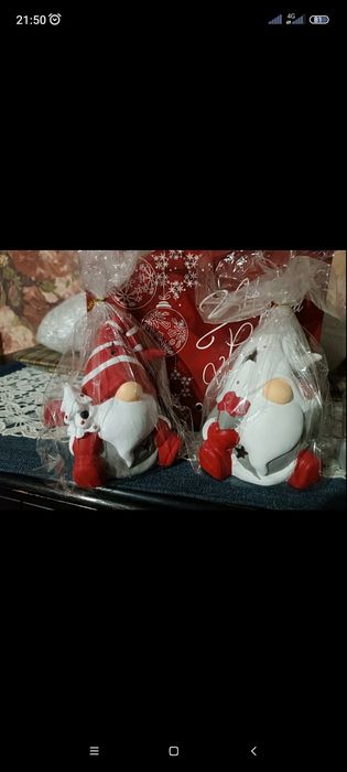 Продам веселих гномів свічників