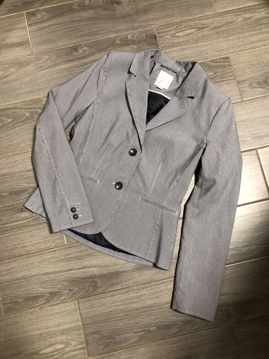 Пиджак S.Oliver в полоску с подкладкой как новый