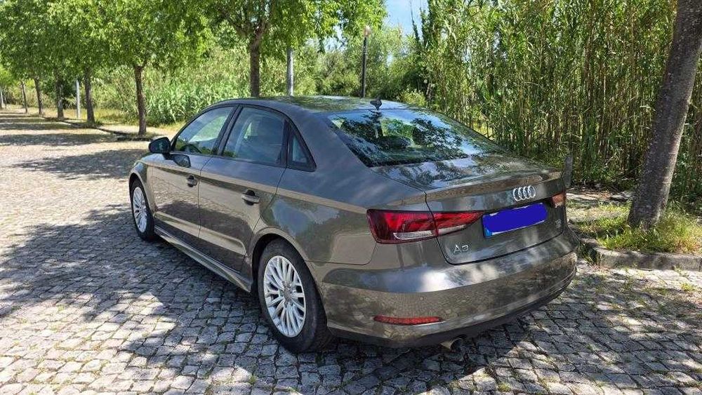 Audi A3 1.6 TDI Limousine Attraction Ultra