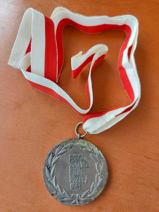 Oryginalny medal za zdobycie PP w 1963 przez Zagłębie Sosnowiec