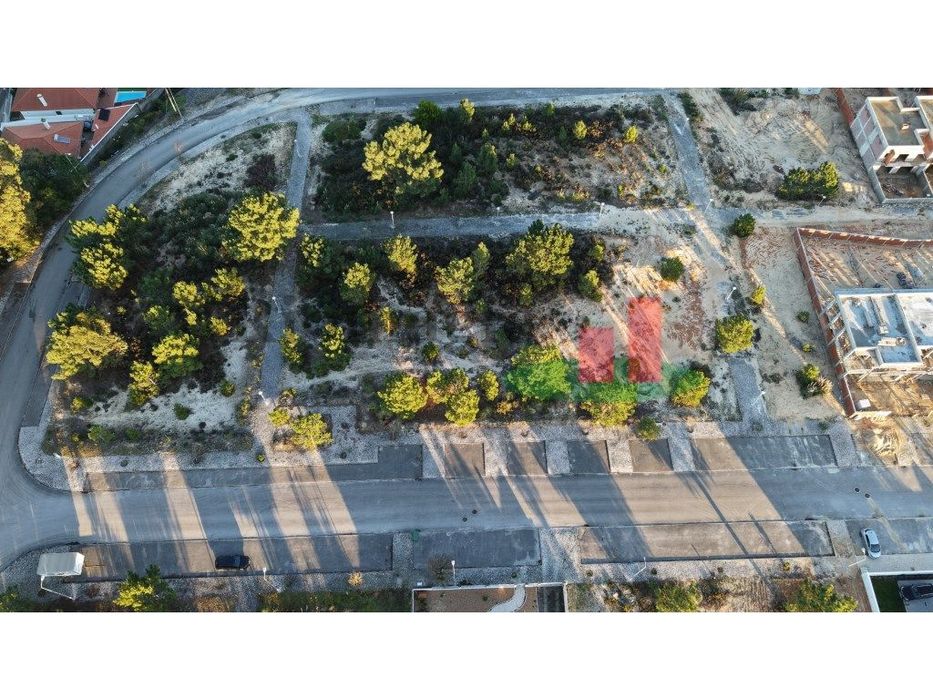 Lote Urbano Fonte Lagoa***RIOMAGIC*** — Rio Maior, Santarém