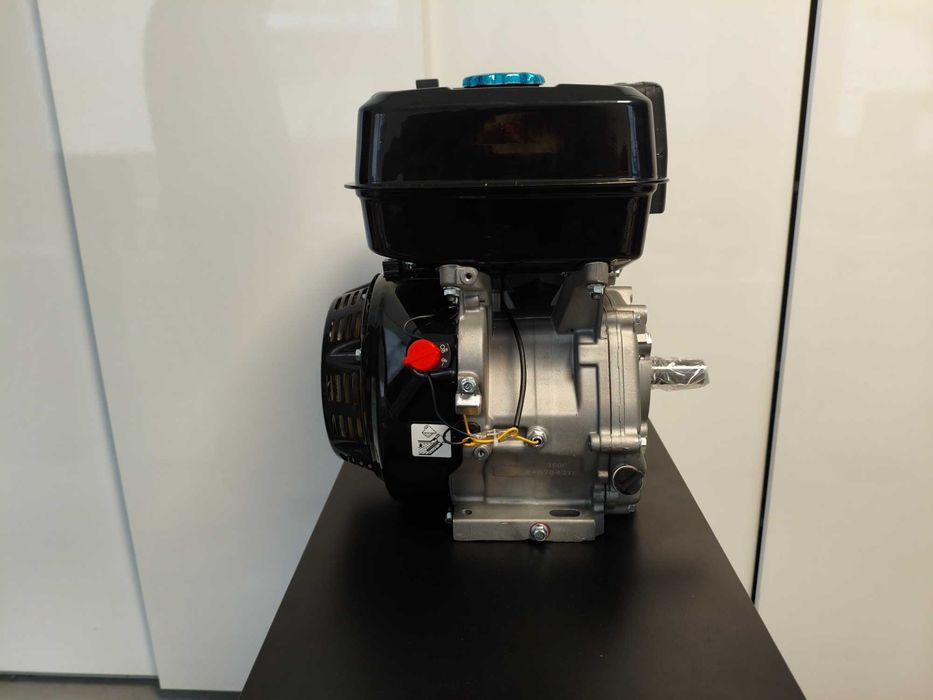 Motores 15cv 420cc 4 Tempos karting *em stock* (em preto)