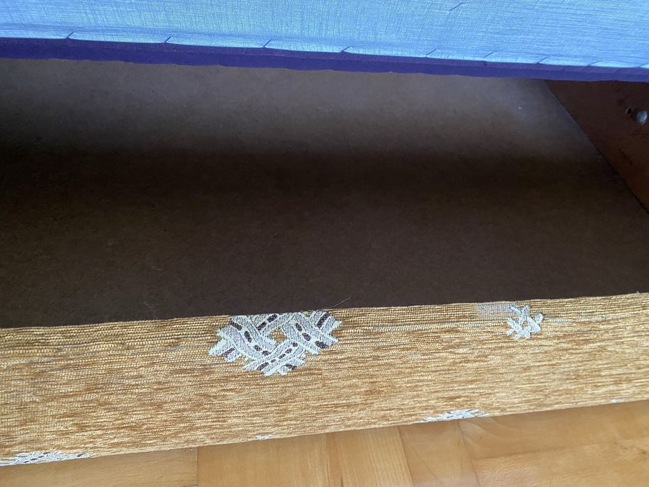 Wersalka sofa  na sprężynach