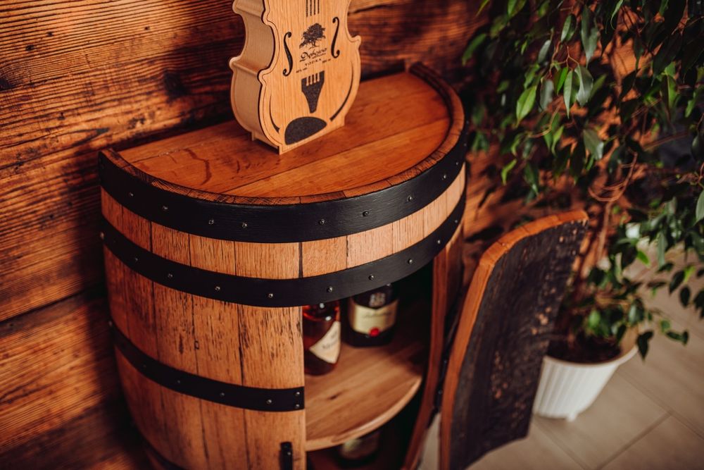Barek Z Połowy Beczki Dębowej PO WHISKY |