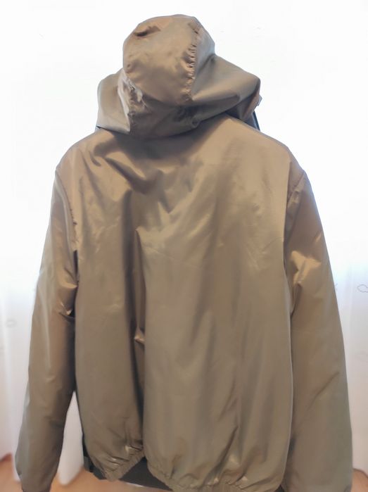 Parka Benetton côr verde Menino tamanho 13/14 anos